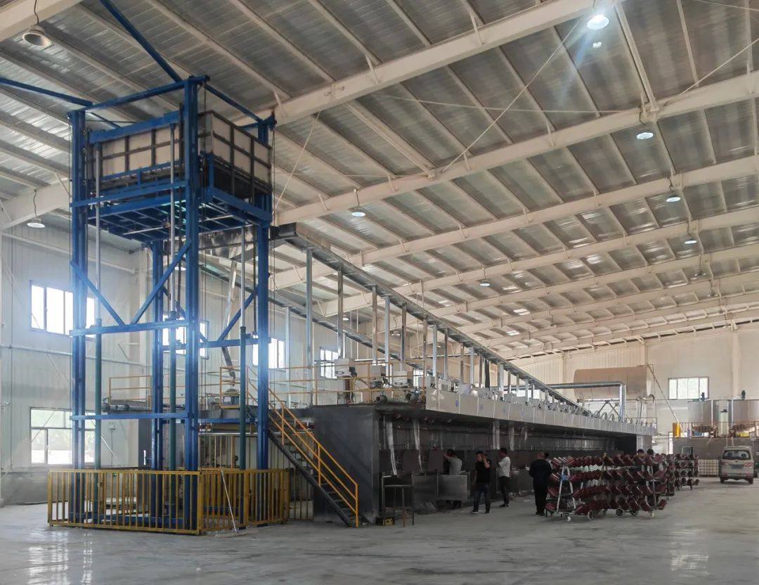 内蒙古雄越玻璃纤维制品有限公司年产16000吨高性能玻璃纤维制品项目顺利开工