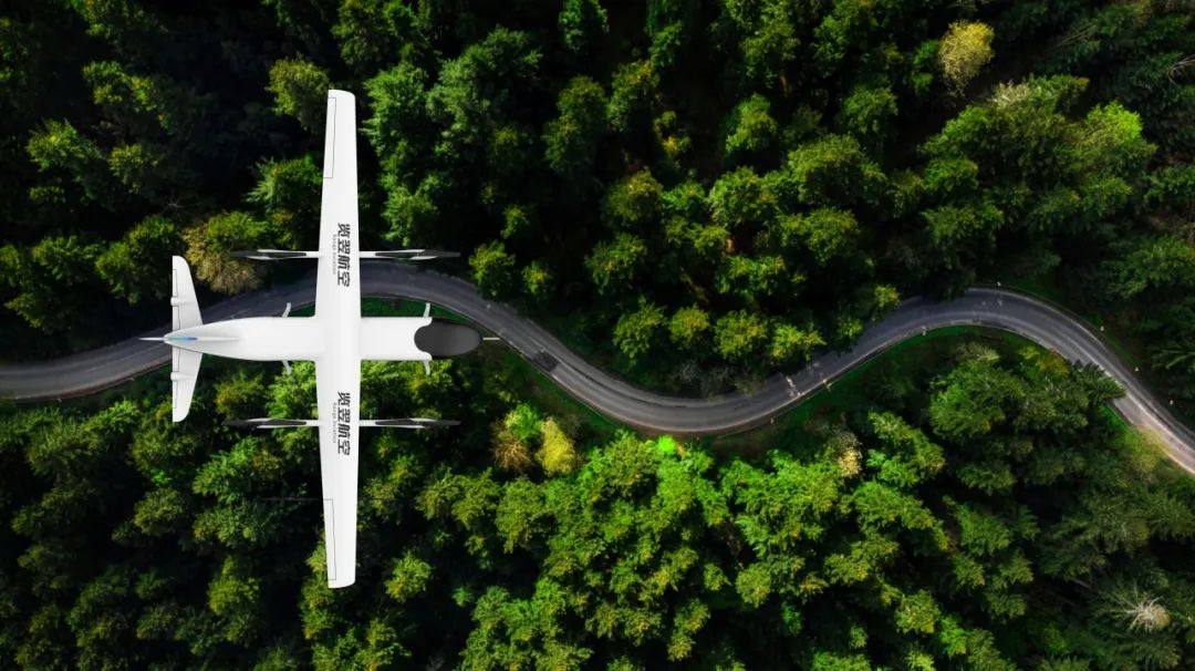 览翌航空中型电动垂起无人机LEU100型号合格证申请获得民航华东局受理